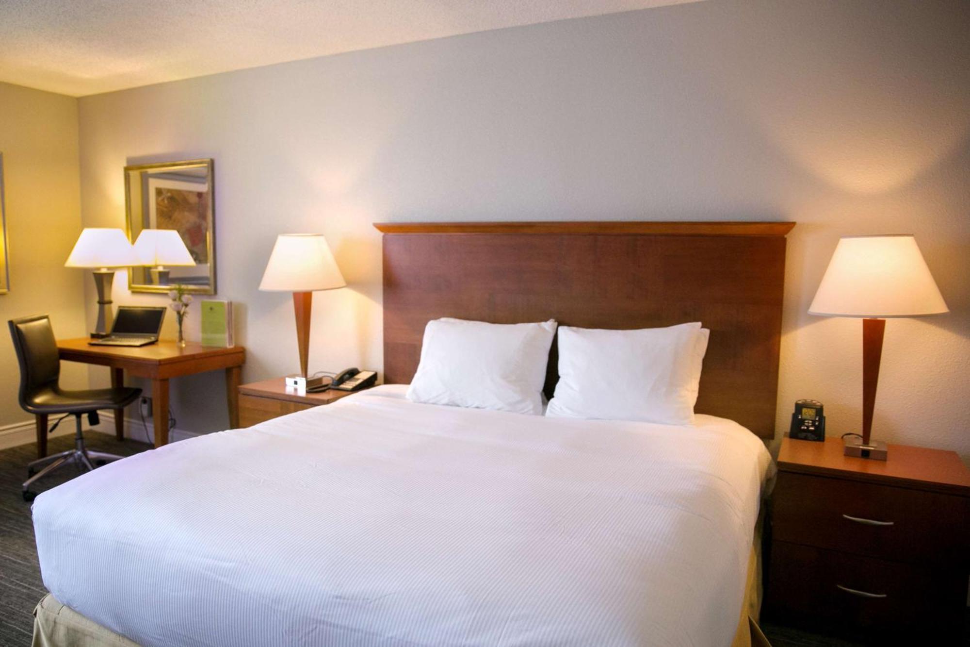 Doubletree By Hilton Minneapolis Park Place Saint Louis Park Εξωτερικό φωτογραφία