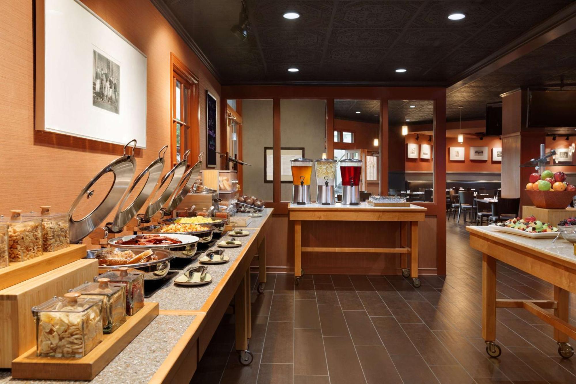 Doubletree By Hilton Minneapolis Park Place Saint Louis Park Εξωτερικό φωτογραφία
